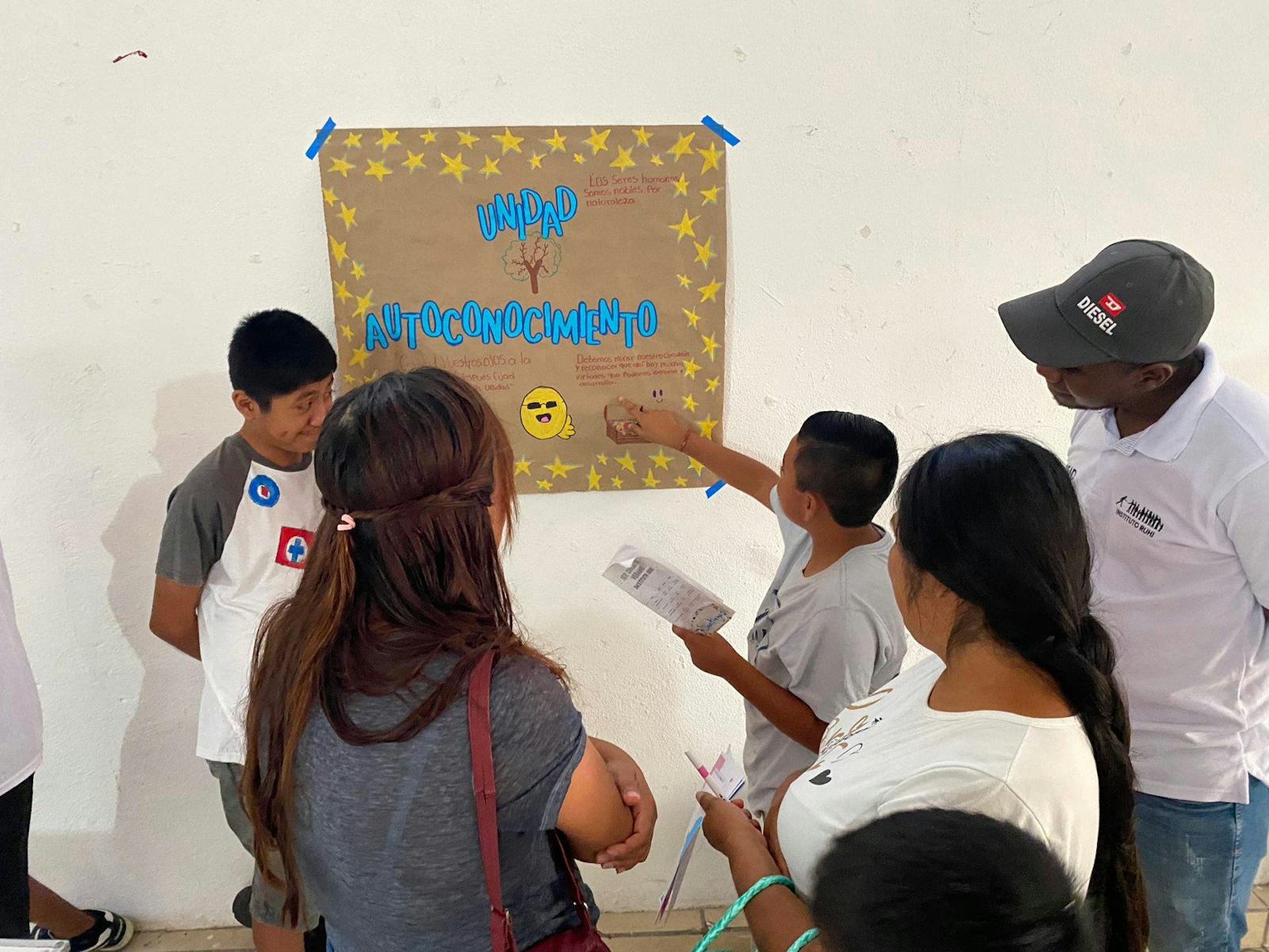 A view of participants of Bahá’í moral and spiritual education programs.