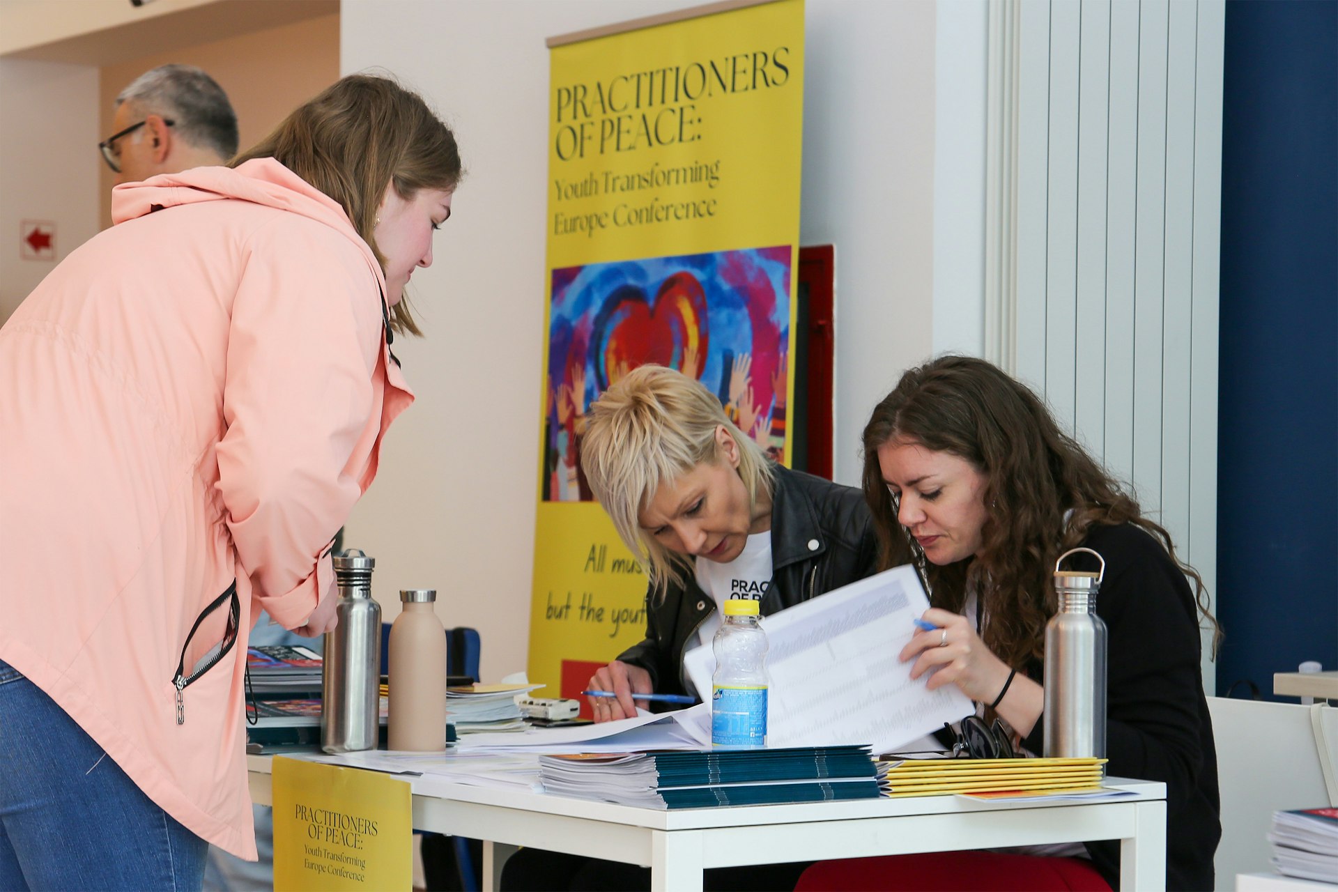 A participant registering for the conference.