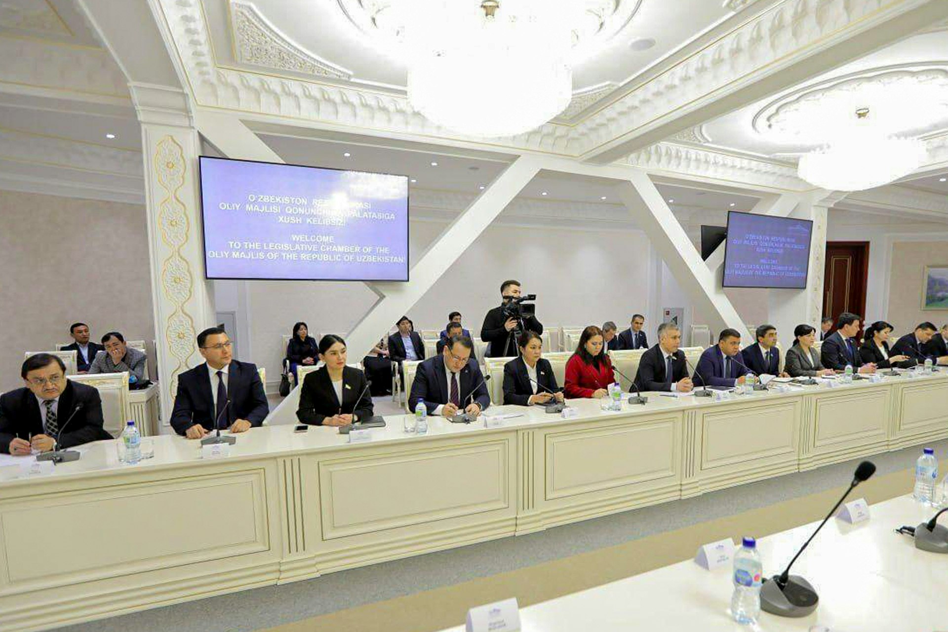 In February 2025, religious and government representatives participated in a significant meeting at the Legislative Chamber of the Oliy Majilis to discuss a new law on the freedom of conscience and the state policy in the religious sphere.
