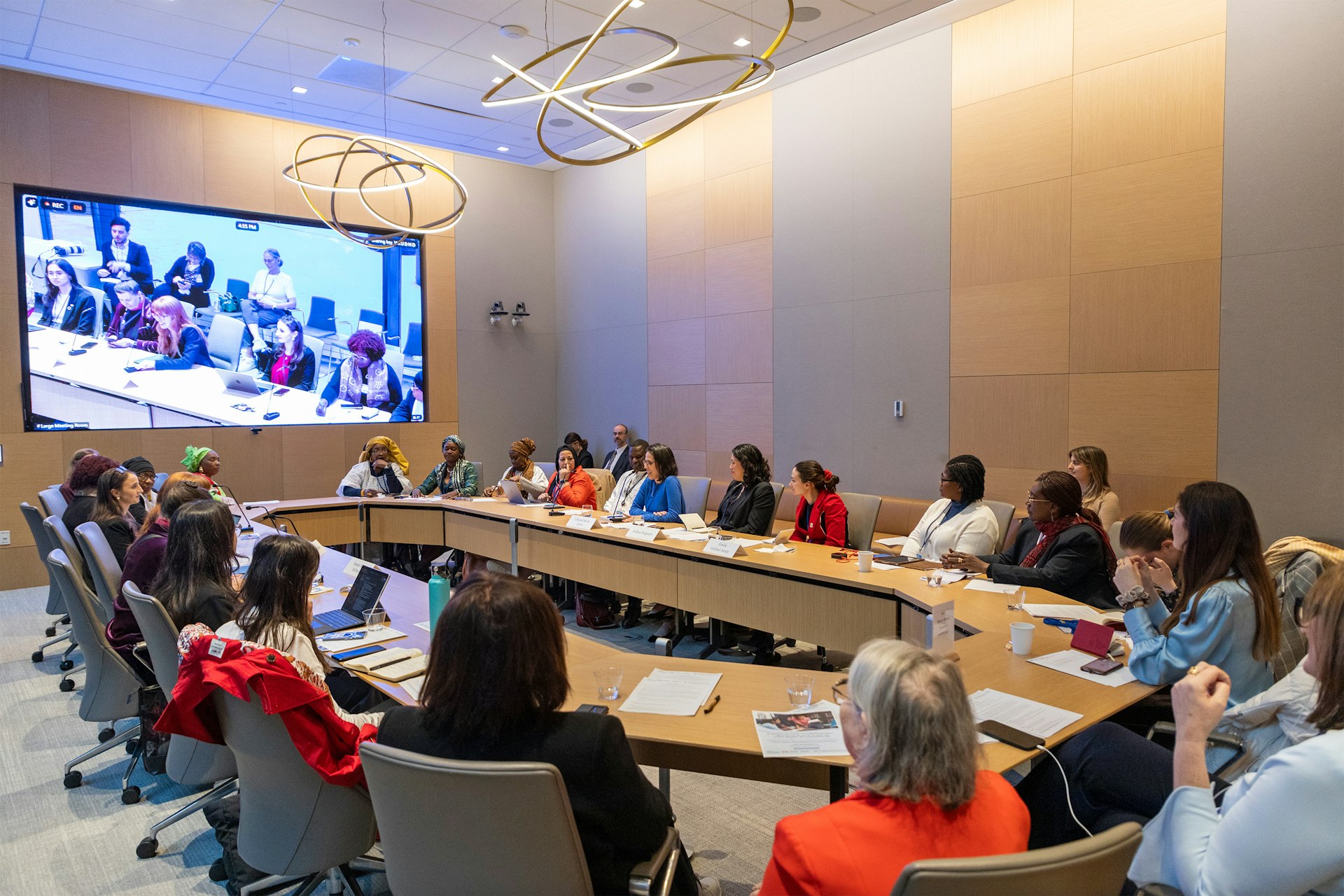 In collaboration with the BIC and co-sponsored by the Government of Canada, the Bahá’í Office of Public Affairs of Canada held a parallel event exploring three decades of progress toward gender equality in Canada.