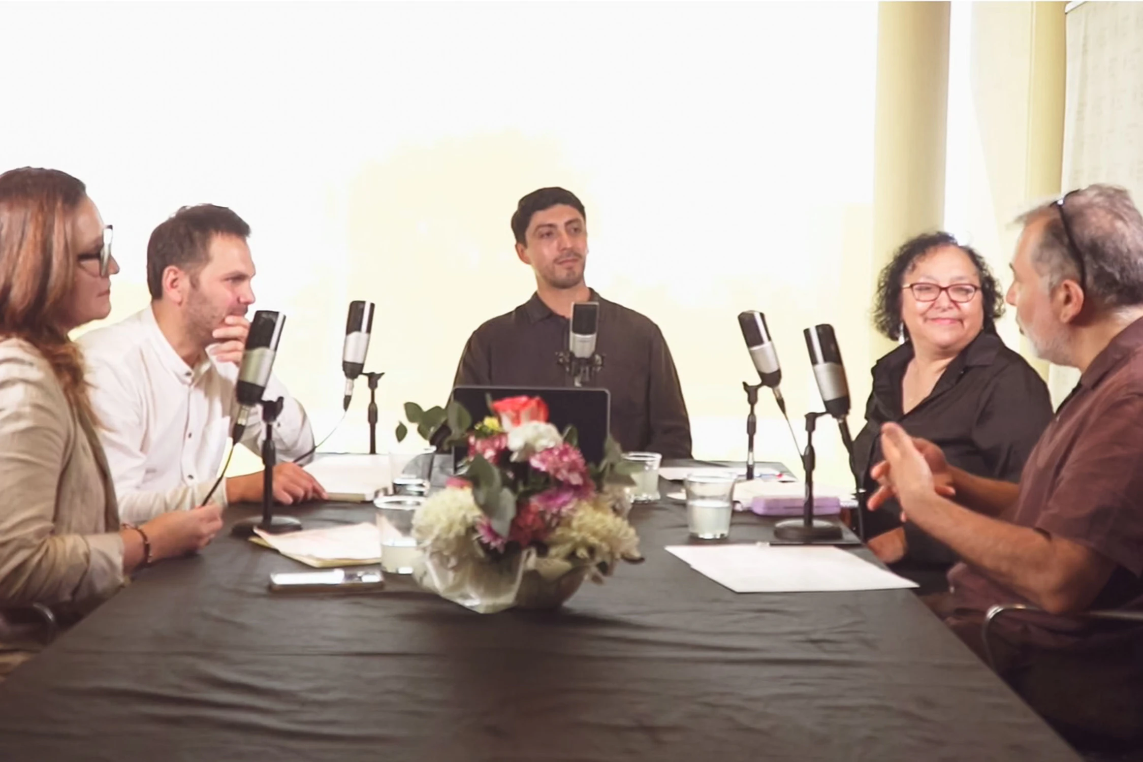 Un nouveau podcast, « Spiritualité et transformation sociale : Des voies vers un monde porteur de sens », examine les questions d’éducation, de justice et de protection de l’environnement à la lumière des principes spirituels.