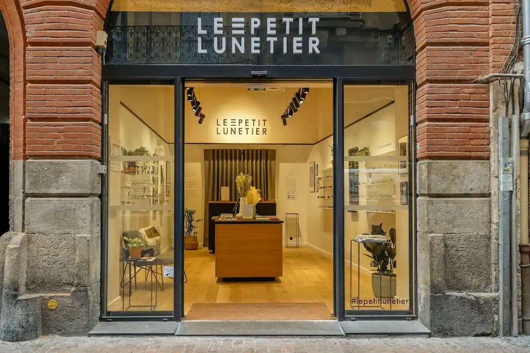 Une devanture de l'enseigne Le Petit Lunetier