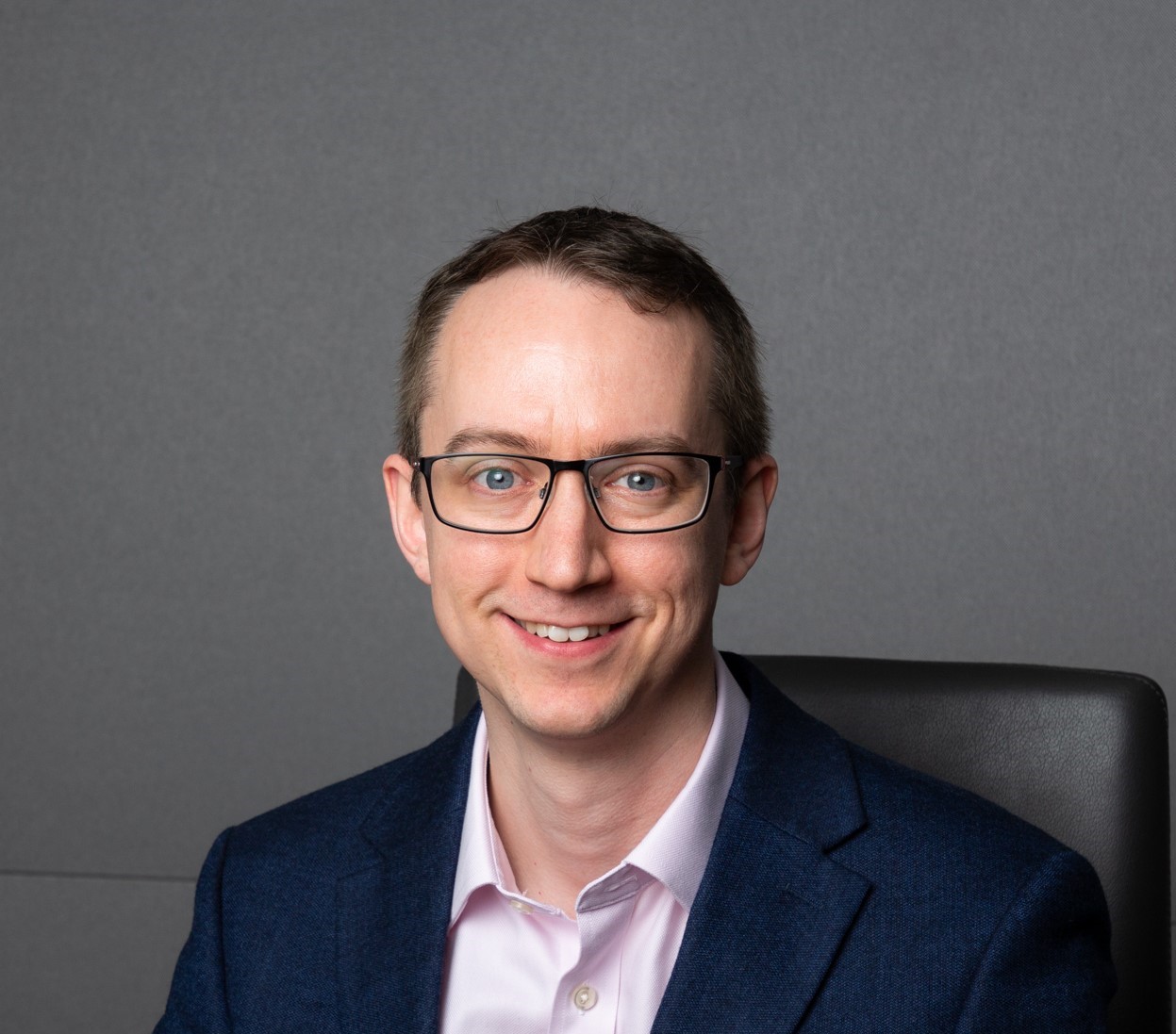 face, head, person, photography, portrait, smile, blazer, glasses, adult, man