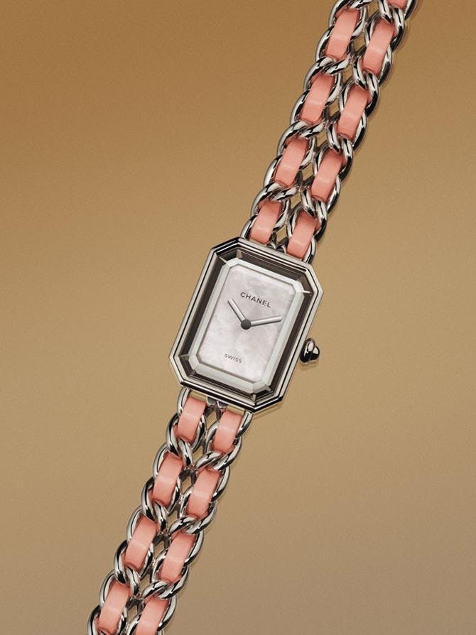 Chanel: Collectible watch of exclusive design with an unusual
