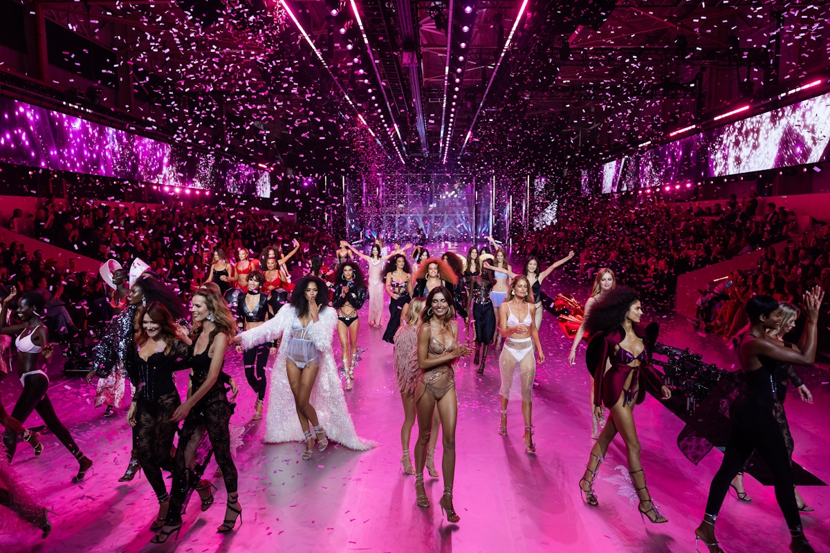 les-anges-victoria-s-secret-sont-de-retour