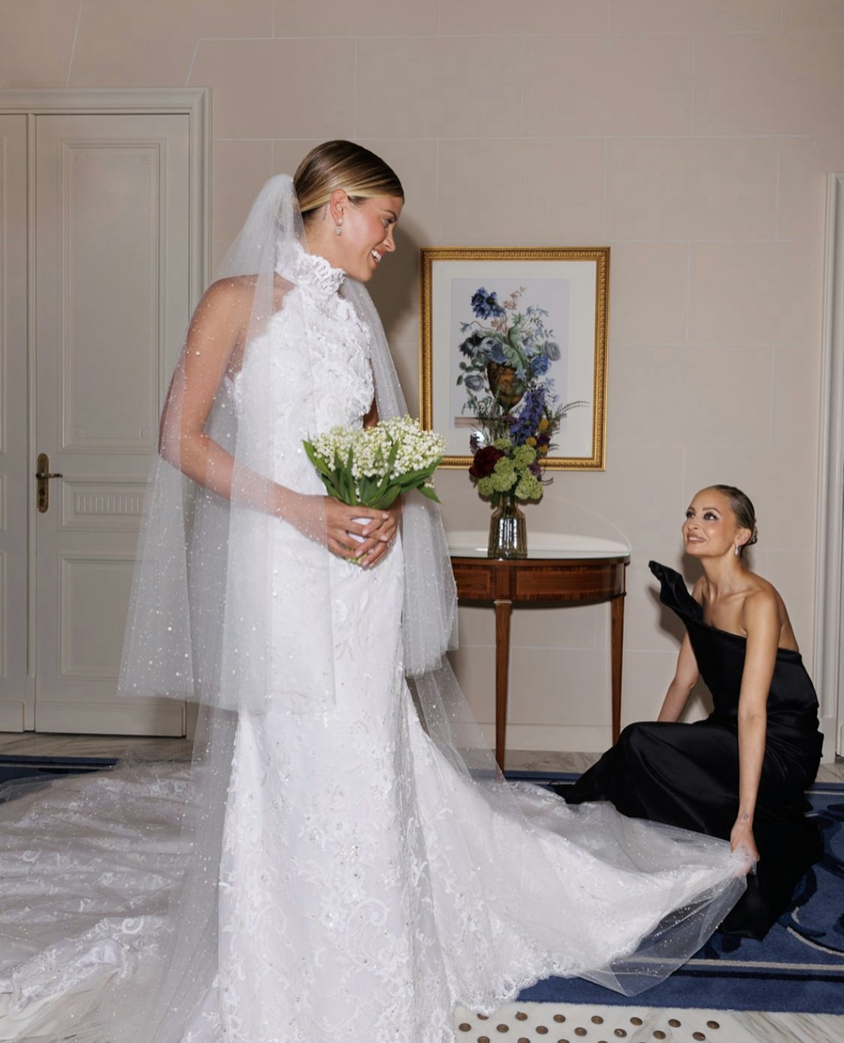 Lily-Rose Depp Closed the Chanel Spring 2017 Haute Couture Show in a Wedding  Dress