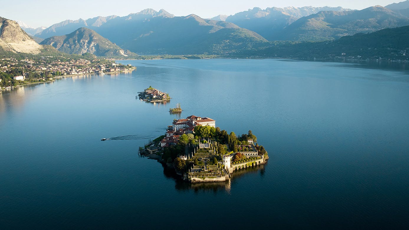 Louis Vuitton Goes Baroque on Isola Bella, Italy for Cruise'24 - ELLE  SINGAPORE