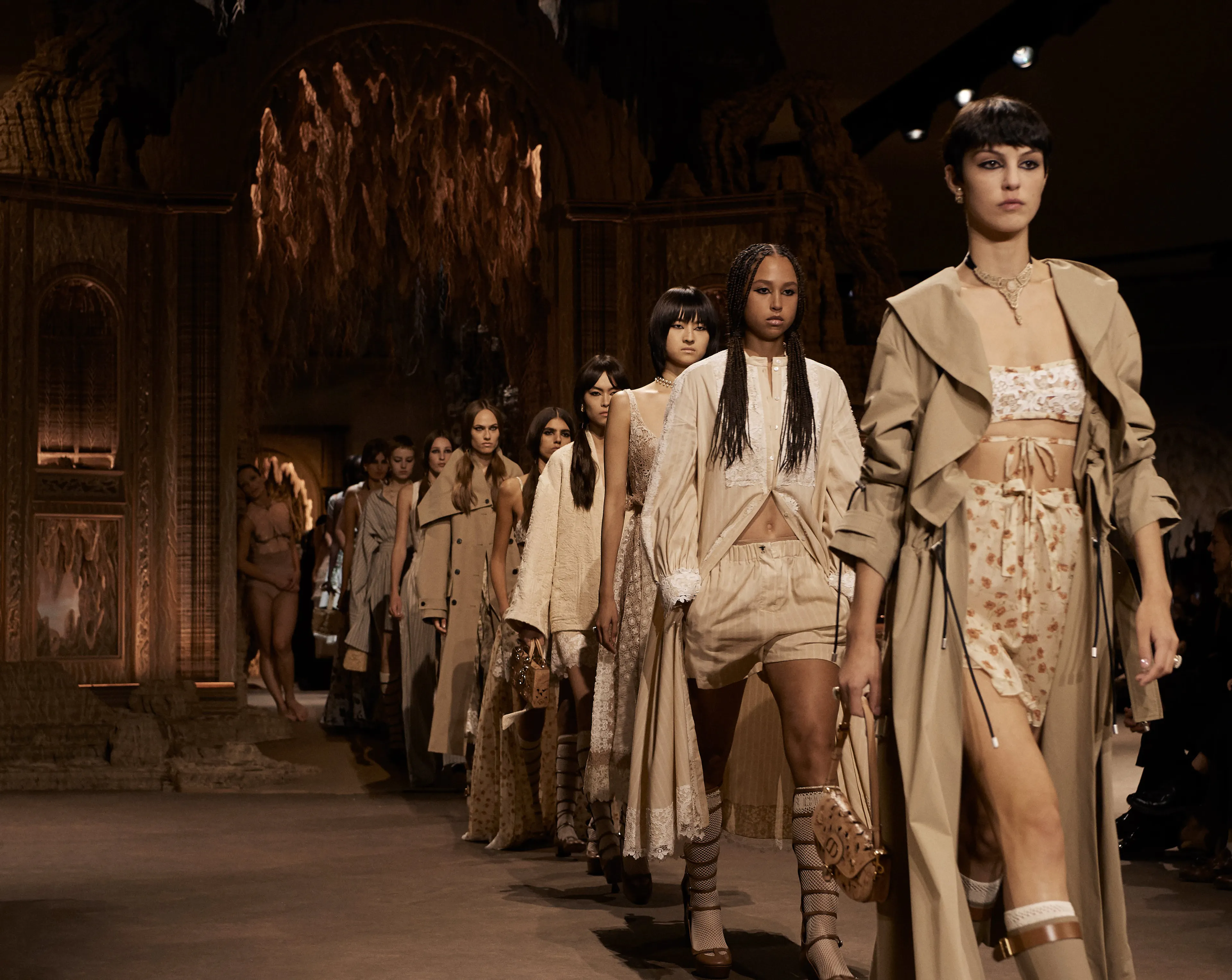 Christian Dior Spring 2023 ReadytoWear Collection Vogue #9 Christian Dior Spring 2023 ReadytoWear Collection Vogue