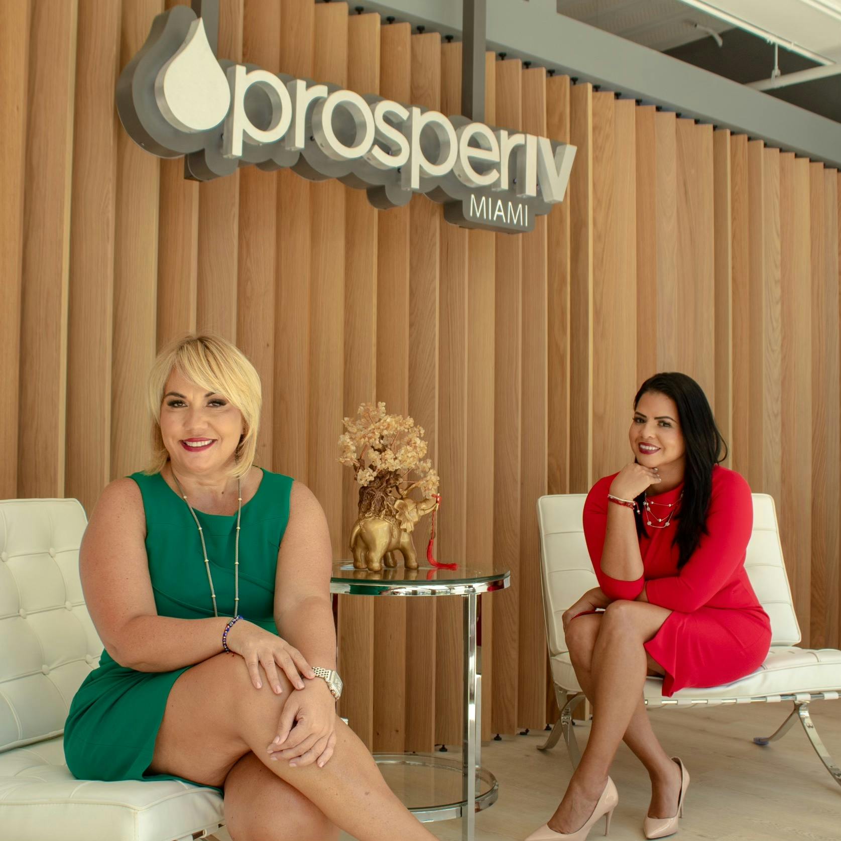 owners Jeannie and Delfina