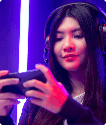 young girl gaming on the phone