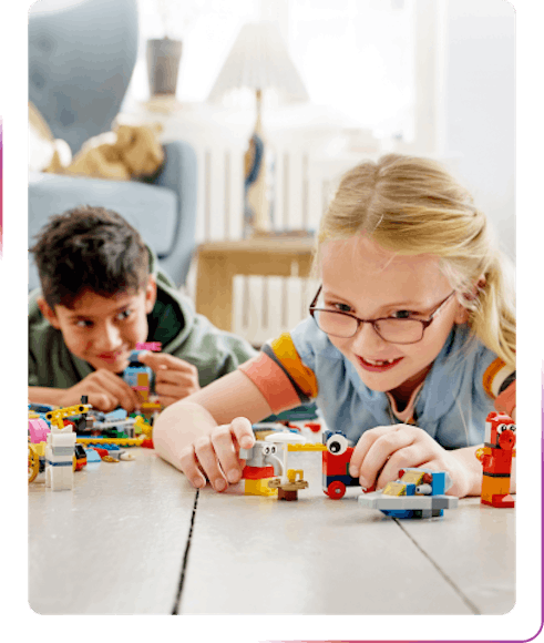 kids playing with the blocks