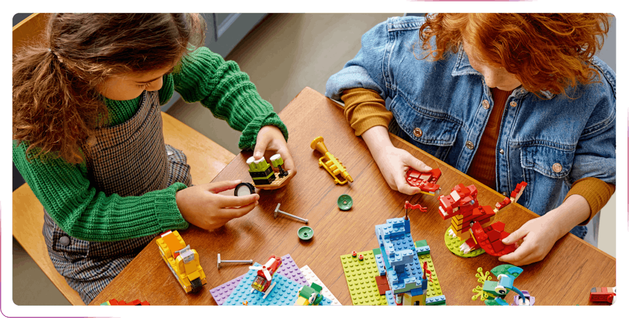 kids playing with the colourful blocks