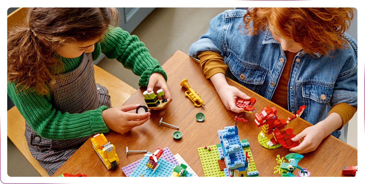 kids playing with the colourful blocks