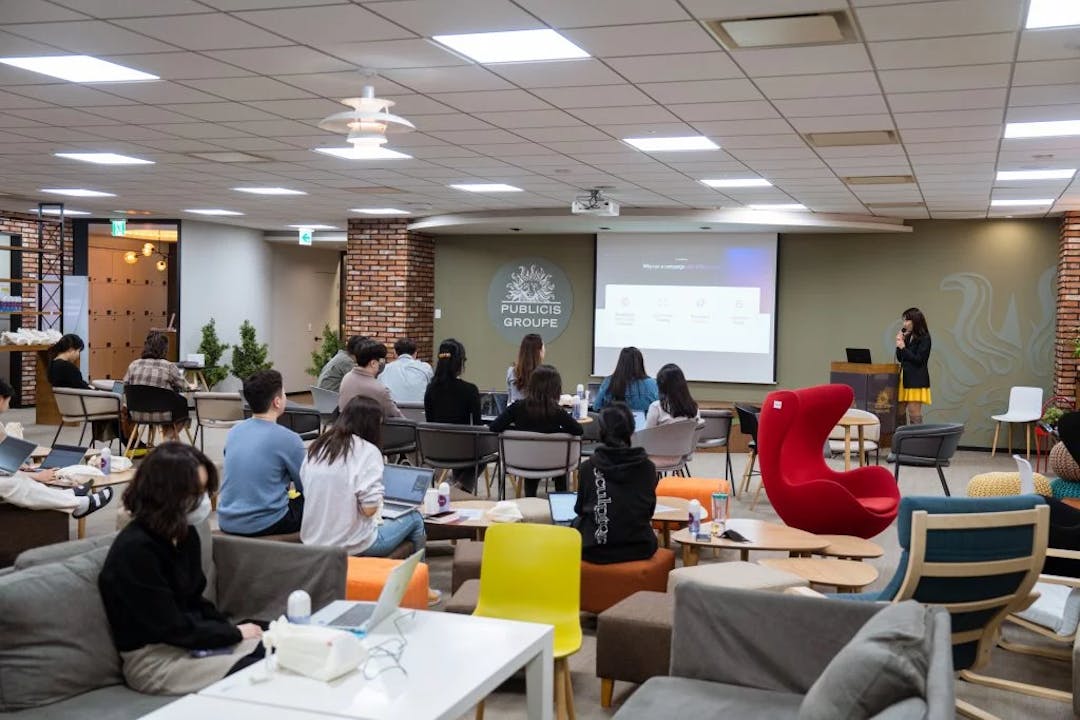 seminar photo