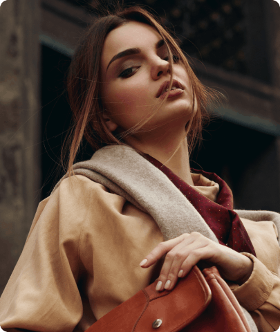 fashion woman posing with a bag