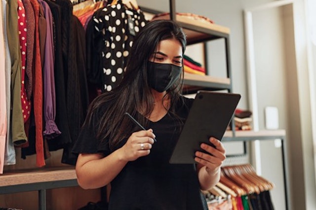 Retail mask girl