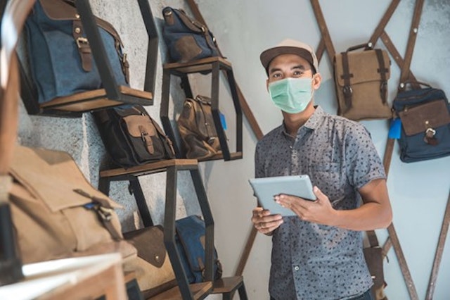 retail worker wearing mask