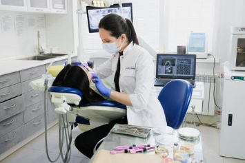 HR Dental