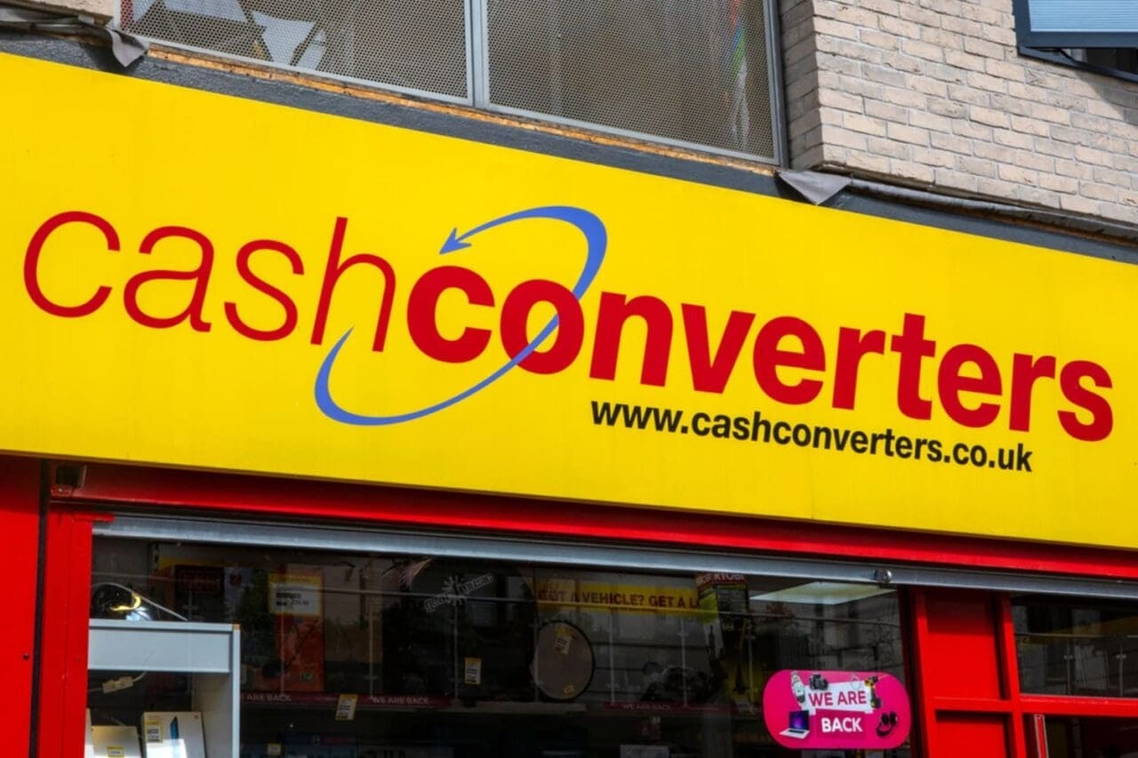 A store front with Cash Converters branding
