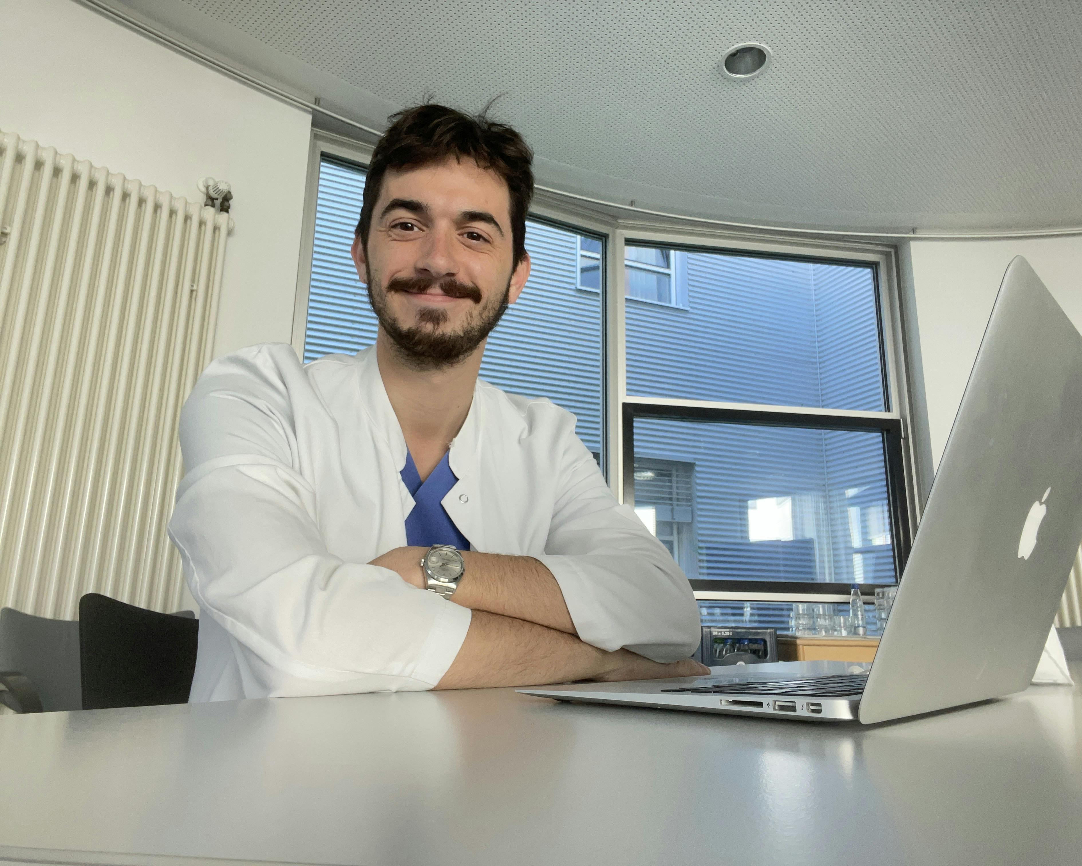 Edoardo Conticini medico reumatologo Reumatologo Grosseto Siena Cavriglia Pienza Rapolano Viterbo