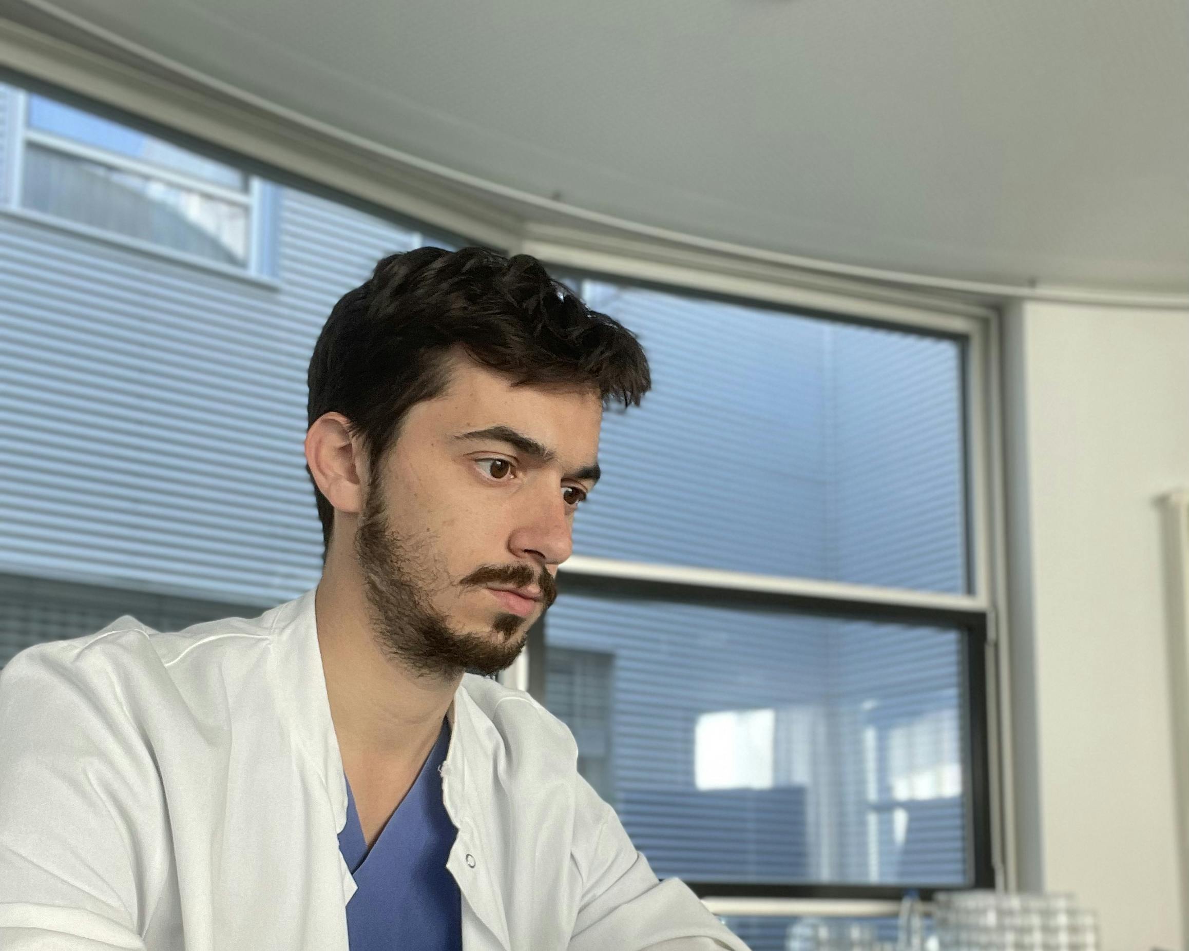 Edoardo Conticini Reumatologo malattie rare Reumatologo Grosseto Siena Cavriglia Pienza Rapolano Viterbo