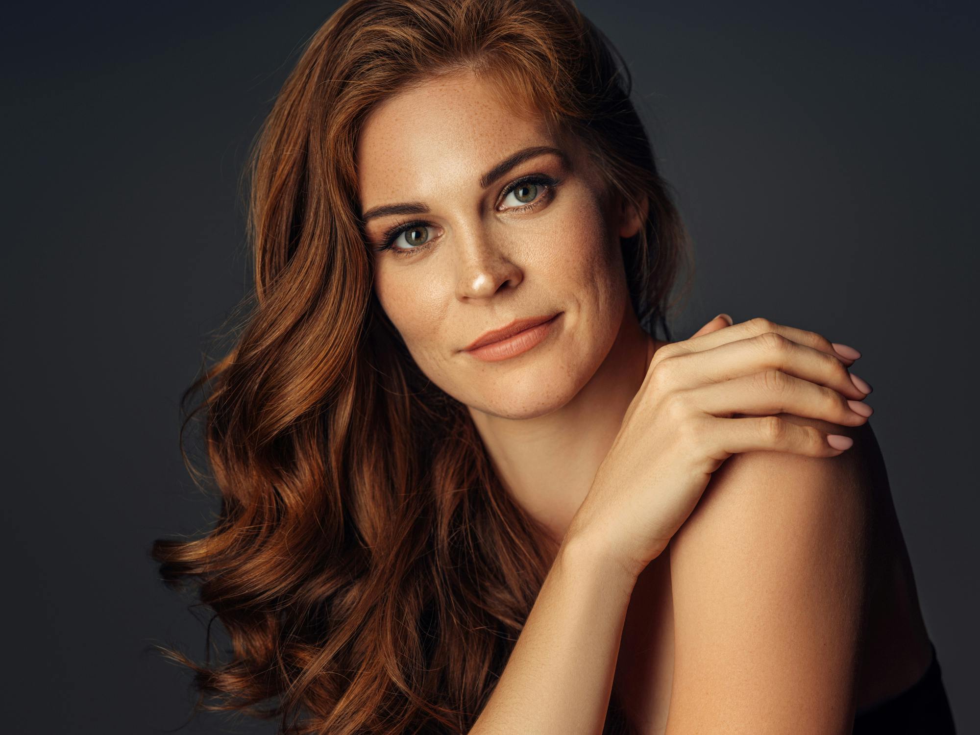 Woman with auburn hair