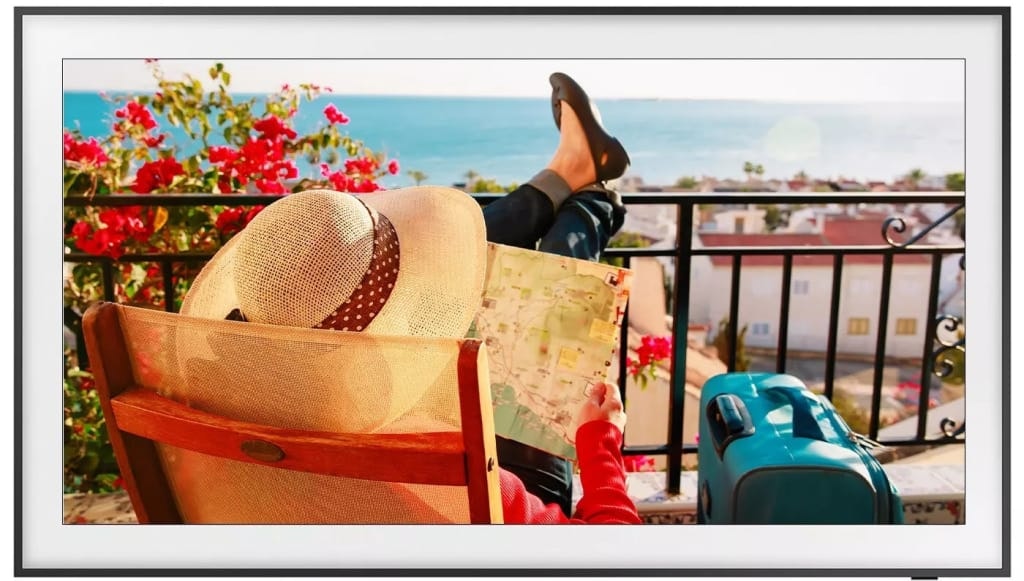 Refurb Samsung QN50LS03DA The Frame 50" 4K QLED Smart TV : $575