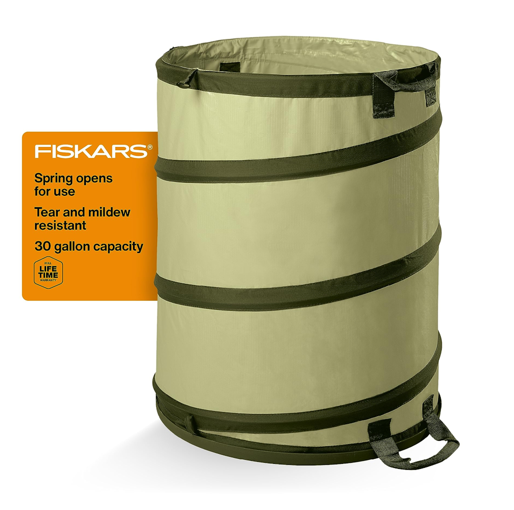 Fiskars Kangaroo Collapsible 30-Gallon Garden Bag: $30.99