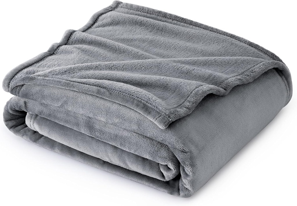 Bedsure 50x60" Fleece Throw Blanket: $8