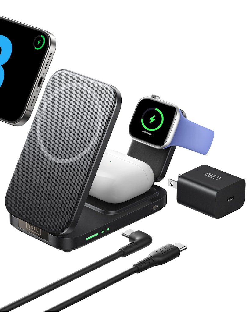 Iniu 3-in-1 Wireless Charging Station: $18.35