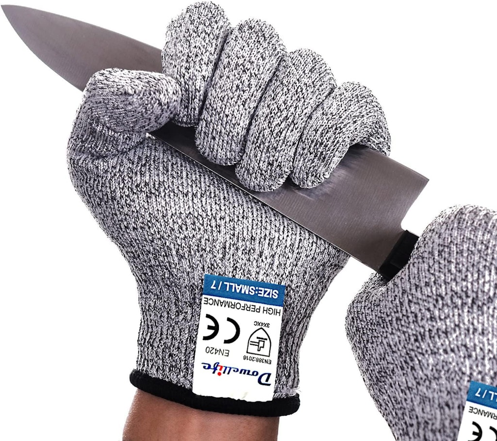 Dowellife Cut Resistant Gloves: $7.99