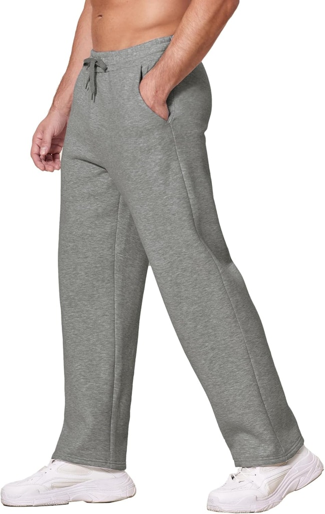 Deyeek Men's Fleece Lined Sweatpants: $7.99