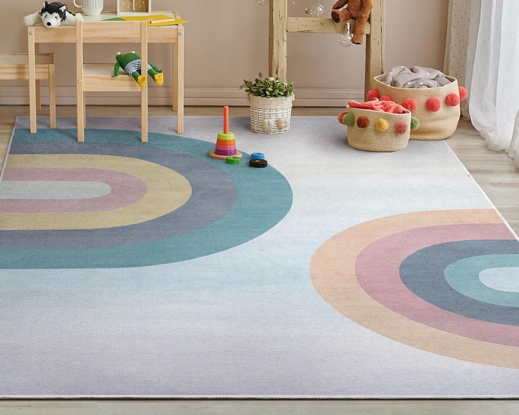 Well Woven 5x7-Foot Kaleidoscope Rainbow Flat-Weave Area Rug: $69.99