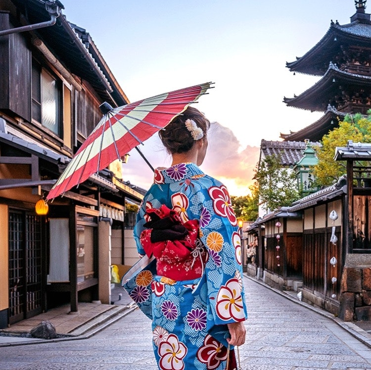Weeklong Japan Flight, Hotel, Tour, and Bullet Train Vacation: From $1,999 per person