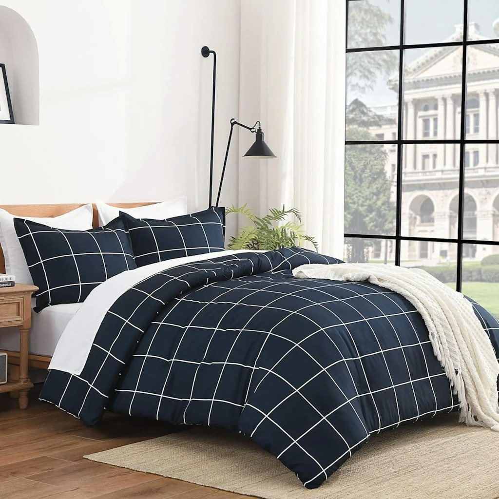 Andency 3-Piece Queen Checkered Plaid Gingham Comforter Set : $34