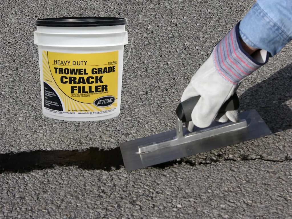 Jetcoat 1-Gallon Trowel-Grade Asphalt Crack Filler: $5.48