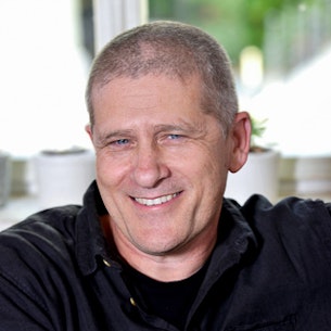 Headshot of Ron Yachini.