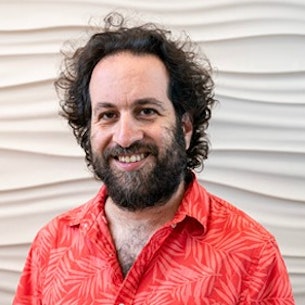 Headshot of Yoav Goldberg.