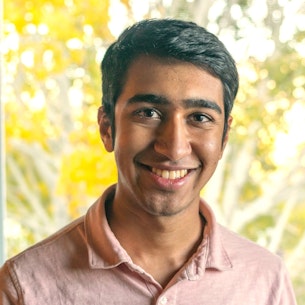 Headshot of Apoorv Khandelwal