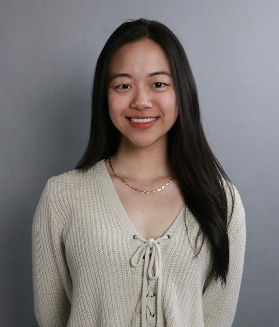 Elaine Zhong, recipient of the 2024 Allen AI Outstanding Engineer Scholarship for Women & Underrepresented Minorities.