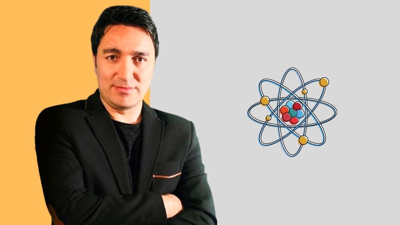 Bu görsel, kuantum yaşam felsefesine odaklanan çevrimiçi bir kursu tasvir etmektedir. Kuantum fiziğinin temel ilkelerini ve bunların yaşam anlayışımız ve evrendeki yerimiz üzerindeki etkilerini keşfetmeye odaklanmaktadır. Bu ilkelerin keşfedilmesi ve anlaşılması yoluyla kurs, katılımcıların daha derin bir amaç, anlam ve dünyayla bağlantı duygusu geliştirmelerine yardımcı olmayı amaçlamaktadır. Kuantum dolanıklığı, belirsizlik, dalga-parçacık ikiliği gibi konuları ve bu fenomenlerin yaşamlarımız üzerindeki büyüleyici etkilerini kapsayacaktır. Dersler, tartışmalar ve pratik alıştırmaların bir kombinasyonu yoluyla, öğrencilere derin bir iç gözlem yapma ve kuantum fiziğinin yaşam anlayışımız üzerindeki derin etkilerini keşfetme fırsatı sağlayacaktır.