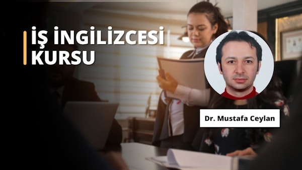 Bu İş İngilizcesi Kursu resminde bir odada bir erkek ve kadın yer almaktadır. Kadın bir kitap tutuyor ve gözleri kapalı, adam ise takım elbise giymiş ve kravat takmış. Ayrıca bir dizüstü bilgisayar ve beyaz arka plan üzerinde siyah bir metin var. Daha yakından bakıldığında bir kişinin yüzünün ve ağzının yakın çekimi görülmektedir. Bu kurs, katılımcıların İngilizce becerilerini geliştirmelerini sağlayan interaktif bir öğrenme deneyimi sunmaktadır. Dersler, aktiviteler ve değerlendirmelerin bir kombinasyonu aracılığıyla kurs, gramer, telaffuz ve öbek fiiller gibi konuları kapsar. Kurs ayrıca profesyonel bağlamlarda nasıl etkili iletişim kurulacağı konusunda rehberlik sunmaktadır. Bu kursun yardımıyla, öğrenciler iş yerinde İngilizce kullanma becerileri konusunda kendilerine daha fazla güvenebilirler.