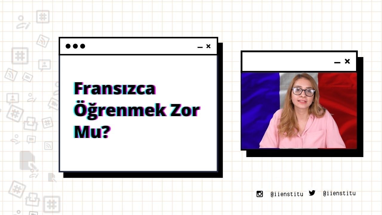 Gözlüklü bir kadının yakın çekimi bir bilgisayar ekranında görüntülenir. Kadının üzerinde pembe bir gömlek vardır ve gözlükleri burnunun üzerinde durmaktadır. Kadın başını hafifçe sola eğmiştir ve ciddi bir ifadeyle doğrudan kameraya bakmaktadır. Bilgisayar ekranında siyah ve kırmızı çizgiler olan küçük beyaz bir kare ve sağ alt köşede siyah bir kuş ve beyaz bir kare görülüyor. Kadının boynu odakta ve yüzü gözlükleri tarafından kısmen gizlenmiş gibi görünüyor. Görüntü detay ve duygu dolu, kadına ve çevresine büyüleyici bir bakış sağlıyor.