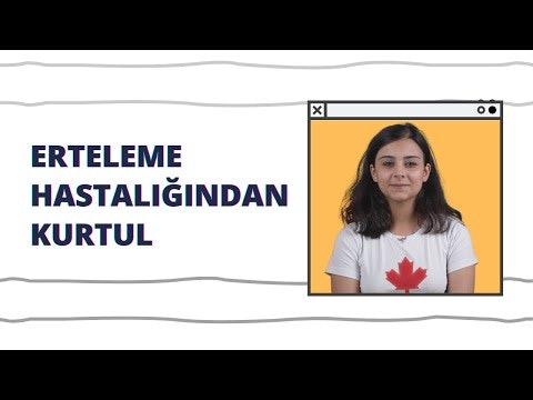 Kısa siyah saçlı bir kadın beyaz bir duvarın önünde durmakta ve önünde büyük bir Kanada bayrağı basılı kırmızı bir gömlek giymektedir. Bayrak, beyaz zeminli kırmızı bir akçaağaç yaprağıdır. Kadının yüzünde küçük bir gülümseme var ve elleri önünde kenetlenmiş. Koyu mavi bir kot pantolon ve siyah ayakkabılar giyiyor. Göğsü hafifçe dışarıda, nötr bir duruşta durmaktadır. Gözleri doğrudan kameraya bakıyor, dudakları hafifçe ayrılmış ve başı hafifçe sola doğru eğilmiş. İfadesi güven ve gurur dolu.