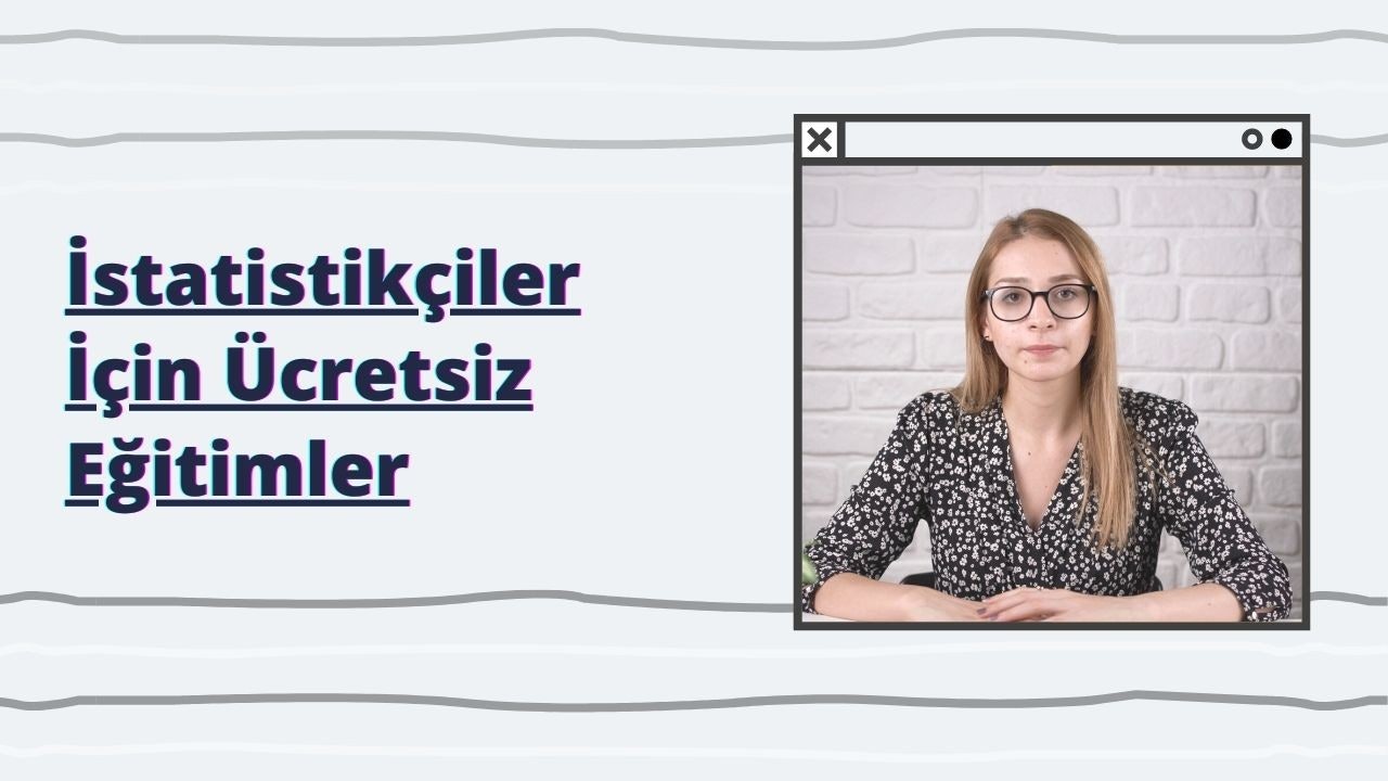 Siyah beyaz çizgili gömlekli bir kadın, beyaz ve gri çizgili bir yüzeyin önünde duruyor. Gözlük takmaktadır ve gömleğinde çiçek desenleri vardır. Saçları topuz yapılmış ve yüzünde küçük bir gülümseme var. Arka planda siyah ve mavi bir logo var. Logoya yakından bakıldığında karmaşık çizgiler içeren detaylı bir tasarım görülüyor. Kadın logonun önünde duruyor ve görüntünün odağını ona getiriyor. Genel olarak bu görsel, benzersiz bir tarzı ve kişiliği olan bir kadının çarpıcı bir portresi.