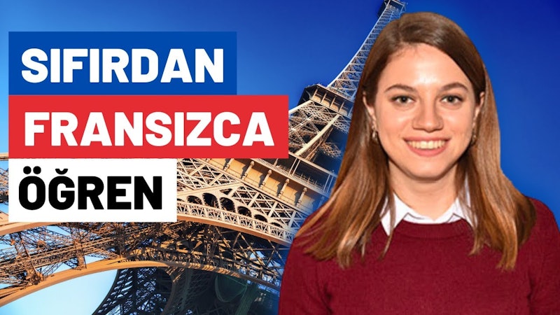 Bir kadın uzun, metal bir kulenin önünde mutlu bir şekilde gülümsüyor. Ellerini birbirine kenetlemiş ve gözlerini keyifle kapatmış. Metal kule mavinin koyu bir tonunda ve üzerinde birkaç kırmızı ve beyaz vurgu var. Kulenin dibinde kırmızı kenarlıklı siyah beyaz bir tabela ve onun hemen üzerinde beyaz harflerle mavi bir tabela var. Metal bir yapıya yakından bakıldığında karmaşık detaylar ve dokular görülüyor. Bu kişinin boynuna yakından bakıldığında gülümsediği, ağzına yakından bakıldığında ise dişlerinin parladığı görülüyor. Bu, muhteşem bir kulenin önünde neşeli bir kadınla güzel, güneşli bir gün.
