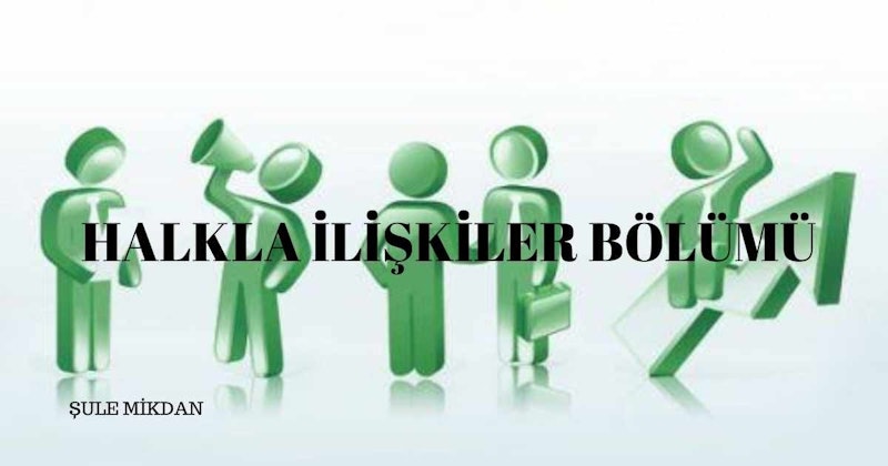Bu resim siyah metinli bir grup yeşil insanı göstermektedir. Grup ön planda bir adam ve arka planda birkaç kişiden oluşuyor. Adam üzerinde siyah yazılar olan yeşil bir gömlek giyiyor. Yüzü yakın plandadır ve doğrudan kameraya bakıyor gibi görünmektedir. Görüntünün alt kısmında siyah metinli yeşil bir logo, sağ tarafında ise beyaz arka planlı yeşil bir daire var. Yeşil insanların renkleri siyah metinle güzel bir kontrast oluşturarak göz alıcı bir görüntü yaratıyor.