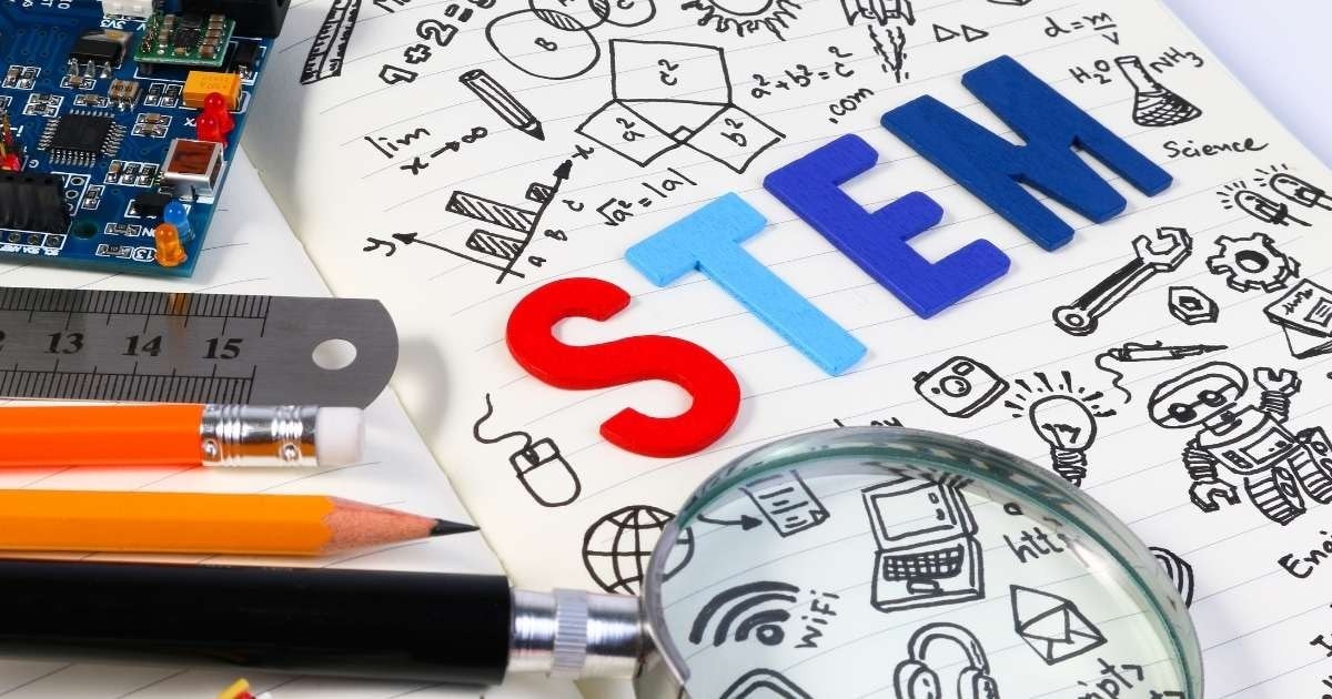 STEM Nedir? STEM Eğitimi Faydaları Nelerdir?