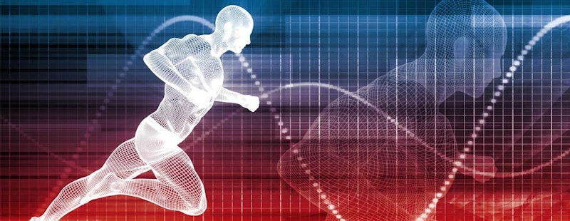 Beyaz gömlekli bir adam kollarını ve bacaklarını iki yana açmış koşarak zıplamaktadır. Ayakları yerden kalkmış ve havada duruyormuş gibi görünüyor. Yüz ifadesi kararlı ve odaklanmış. Arka planda koşan bir adamın tel kafesi ve bir ızgaranın yakın çekimi görülüyor. Sağ tarafta bir adam sandalyede oturmaktadır. Işık parlak ve renkler canlı. Görüntü, hareket halindeki bir bedenin hareketinin yanı sıra çevredeki ortamın ayrıntılarını da gösteriyor. Hareket halindeki bir koşucunun enerji ve heyecanını ve odaklanmış bir sporcunun kararlılığını yansıtıyor.