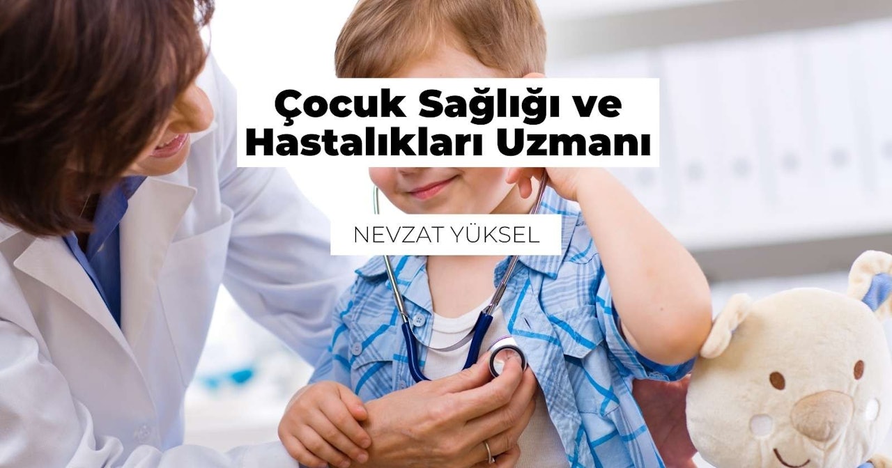 Beyaz bir laboratuvar önlüğü giyen ve boynunda stetoskop olan bir adam parlak beyaz bir fonun önünde durmaktadır. Yüzünde ciddi ve odaklanmış bir ifade vardır ve gözleri doğrudan kameraya bakmaktadır. Saçları koyu renk ve yakından kırpılmış ve sol elinde siyah bir stetoskop tutuyor. Sağ eli sol kolunun üzerinde durmaktadır. Hafif açılı bir pozda durmaktadır ve görüntünün odağı yüzü ve stetoskoptur. Laboratuvar önlüğü keskin bir şekilde ütülenmiştir ve duruşu düz ve sakindir.